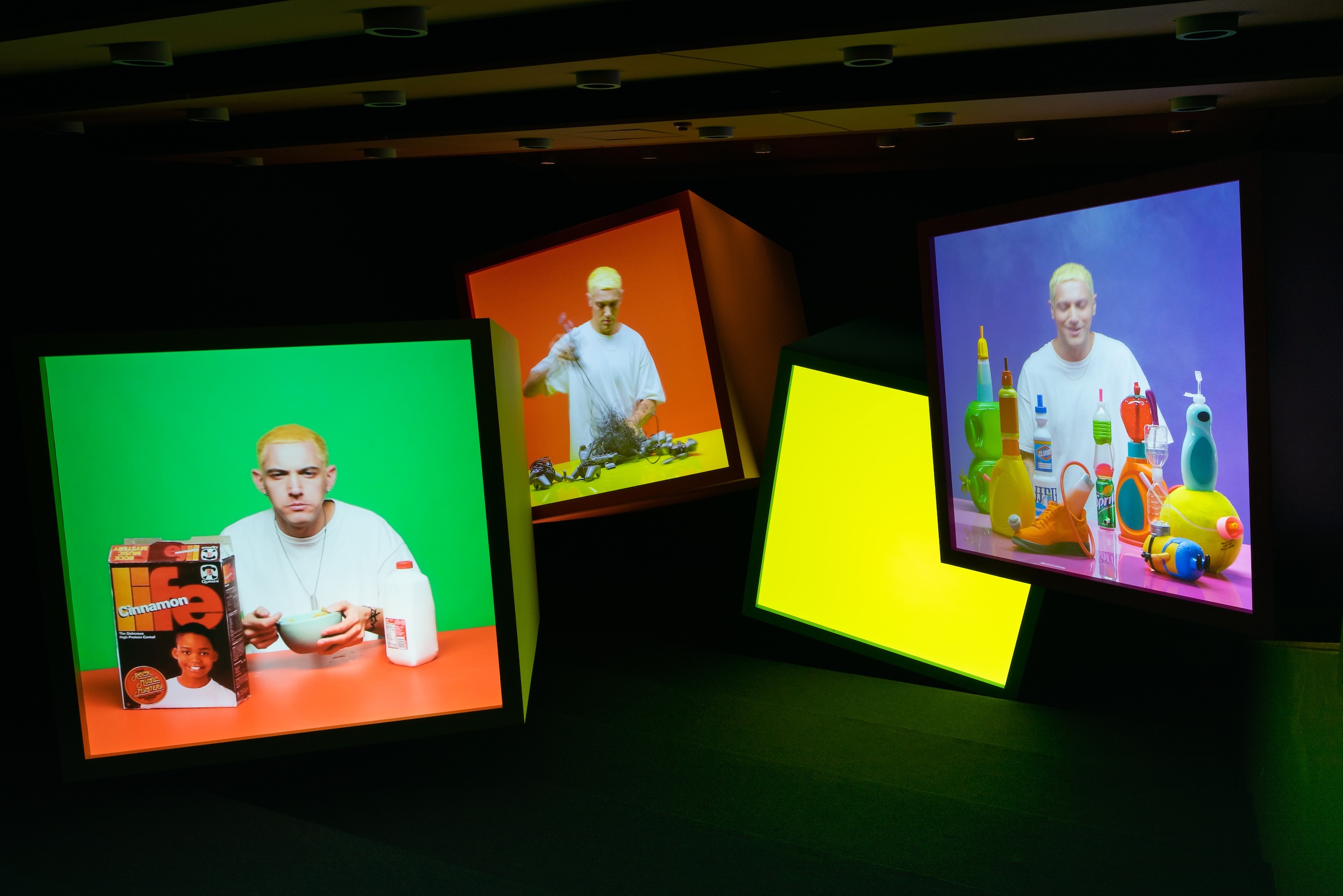 Alex Da Corte – TRU∃ LIF∃ (2013)